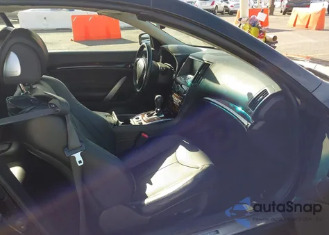 2011 Infiniti G37 z USA, uszkodzony, nr VIN JN1CV6FE5BM954519